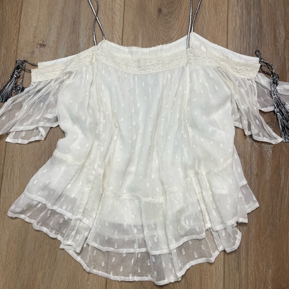Lucky Brand White Off-Shoulder Blouse